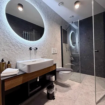 Elsa Spa Apartments Tux Exterior photo